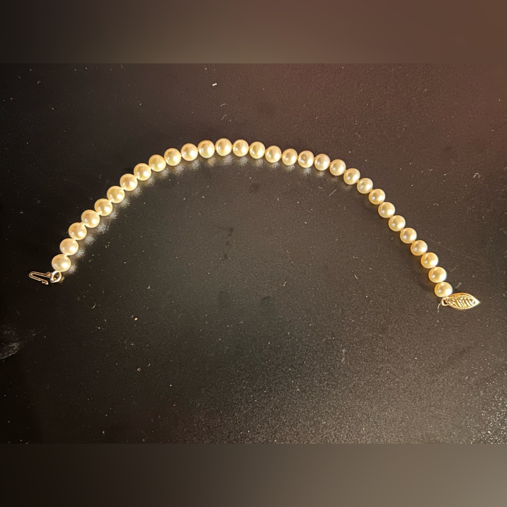 Pearl Bracelet 7.5”